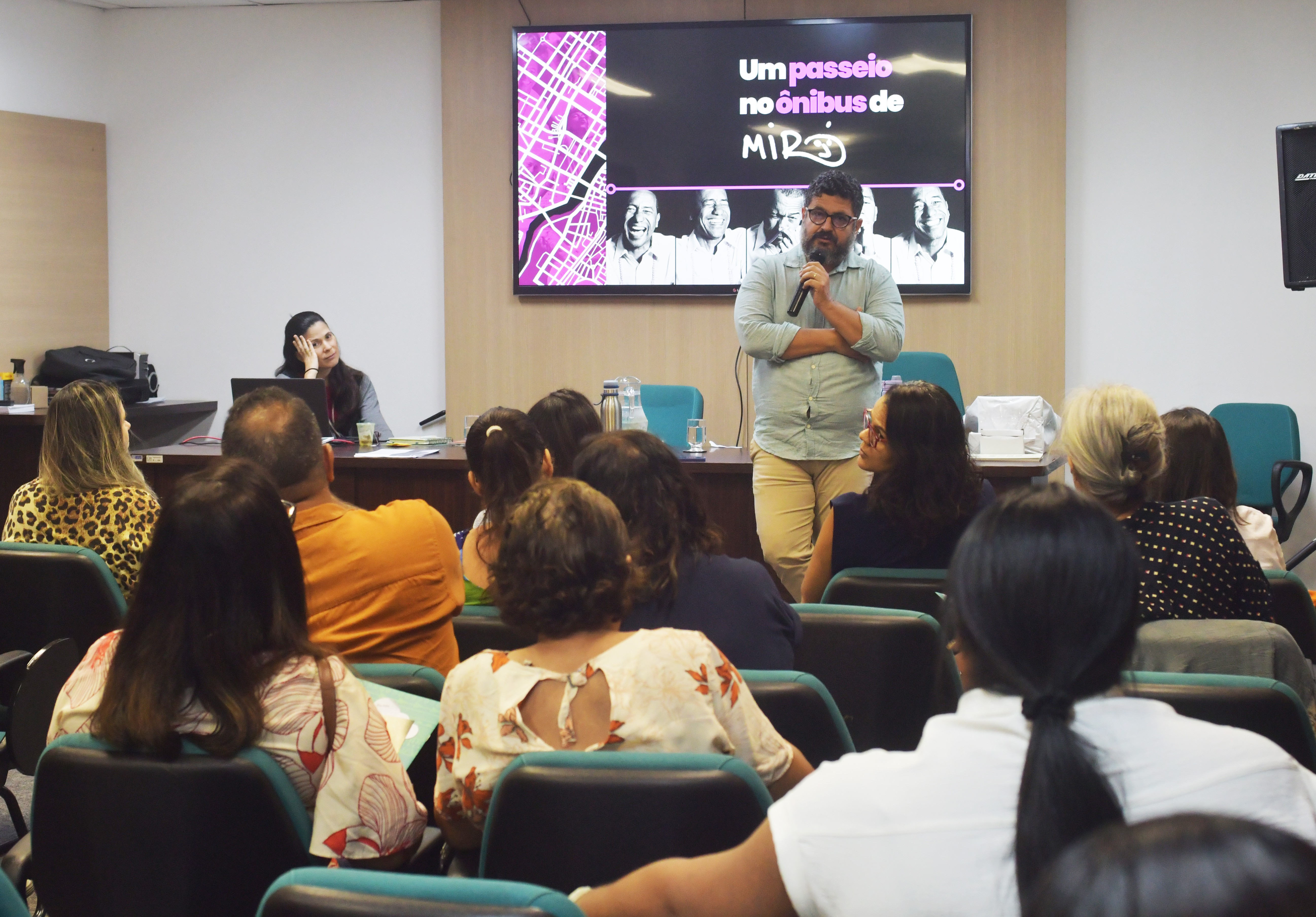 imagem do Projeto da Cepe leva a poesia de Miró para professores da rede estadual